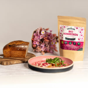 Gefriergetrocknete Himbeeren Bruch auf Brot